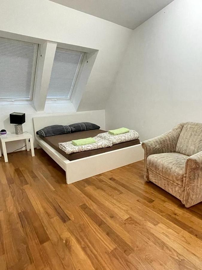 Rooftop Room 2 Вена Экстерьер фото