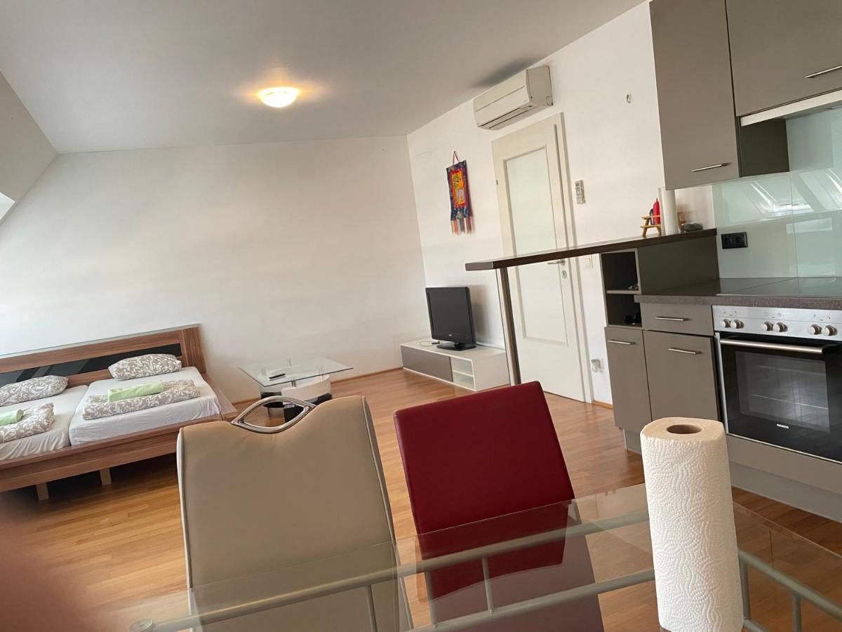 Rooftop Room 2 Вена Экстерьер фото